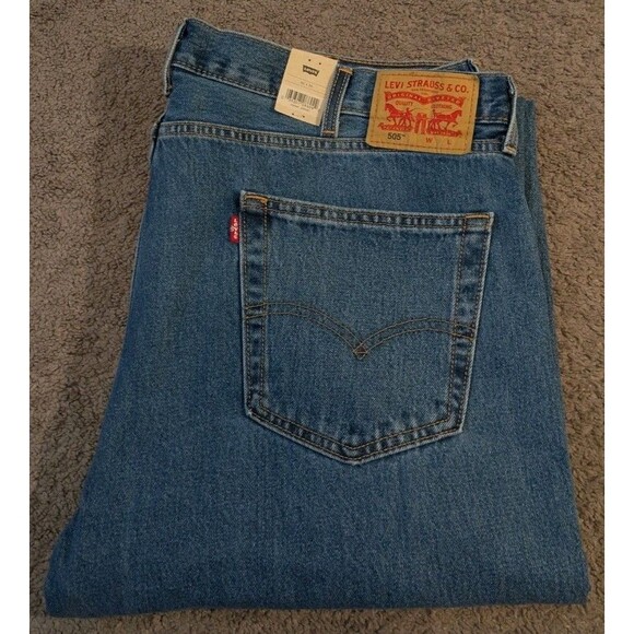 Levi's 505 Regular Fit Medium Wash Blue Denim Jeans 04505-4891 Men's 42x34 - Picture 1 of 6